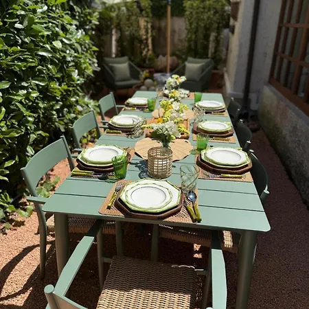 Casa *